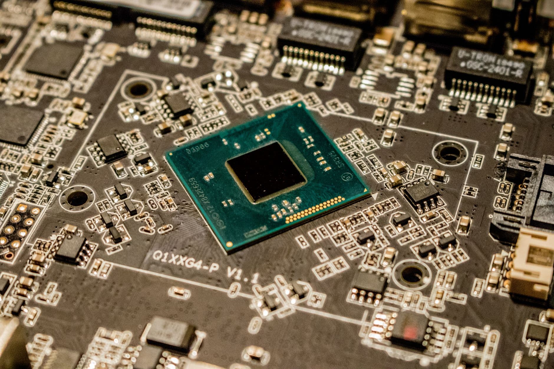 AWS lanza una arquitectura multiinquilino para compartir clústeres de GPU en SageMaker HyperPod