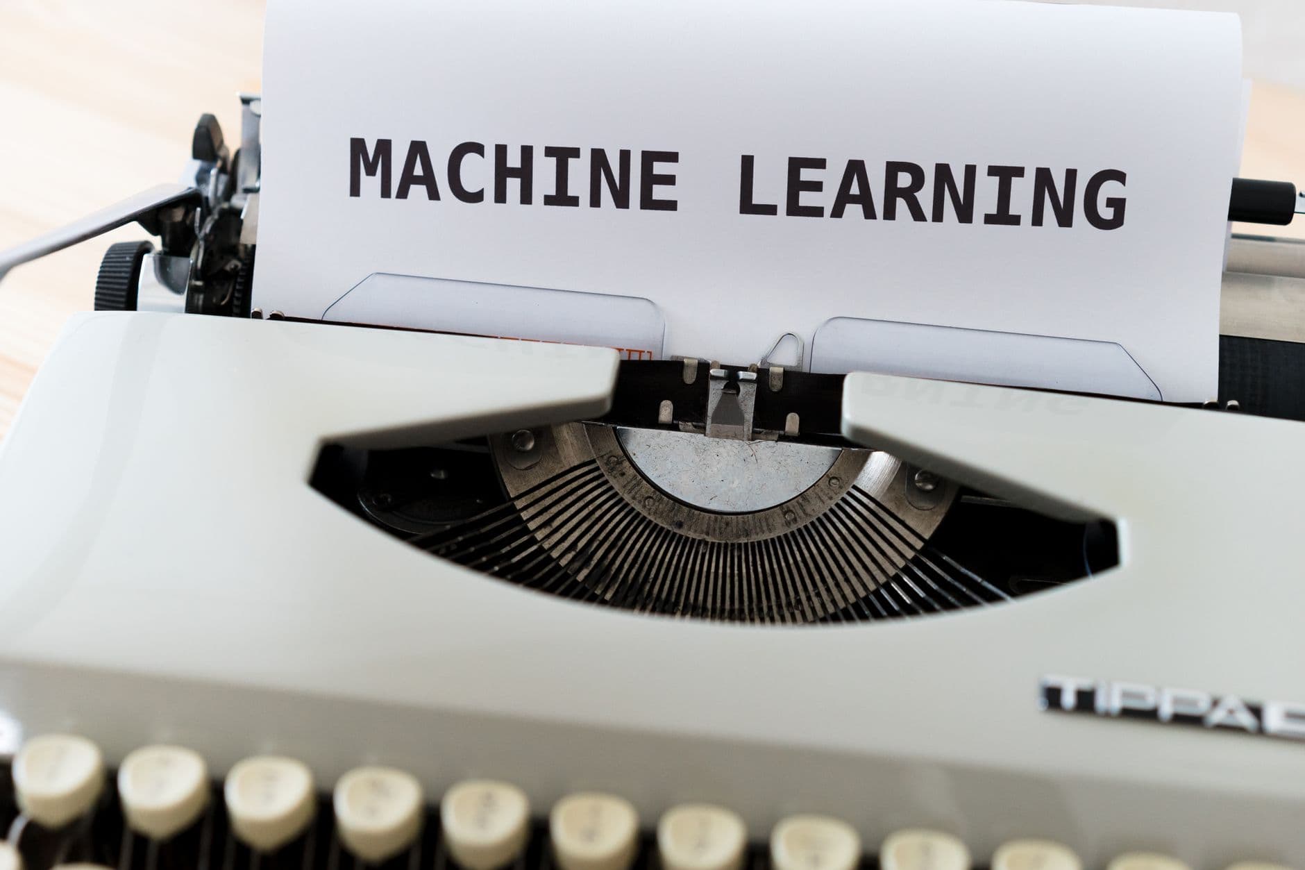 MLSysBook.ai analiza la ingeniería de sistemas para optimizar el despliegue de modelos de IA