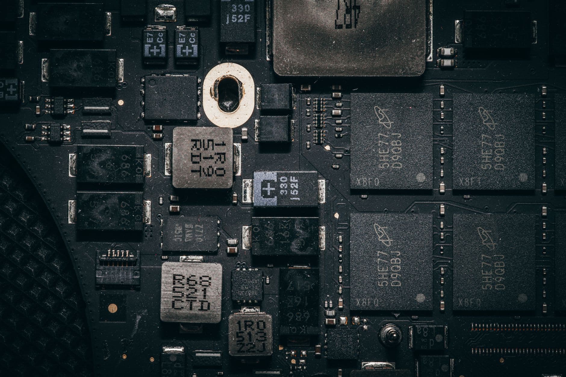NVIDIA lanza el DGX Spark de 64 GB para el desarrollo de IA local